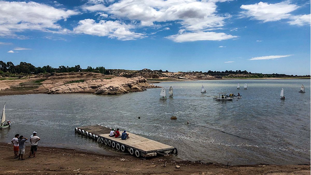 La sede del Club Mendoza de Regatas en El Carrizal.