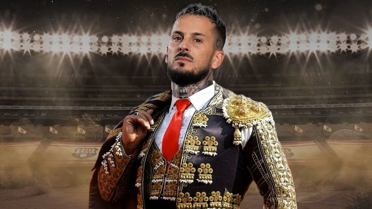 Dar&iacute;o Benedetto fue presentado, vestido como torero, en Barcelona de Guayaquil.