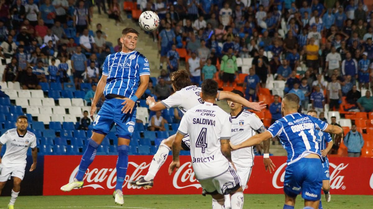 Godoy Cruz no pudo con Colo Colo (UNO/Nicolás Ríos)