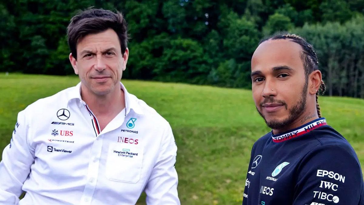 Toto Wolff y Lewis Hamilton especulan con el buen funcionamiento de los Mercedes para repuntar en el Mundial de la F1.