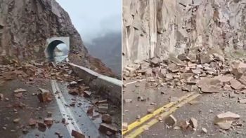 Video: por las lluvias hubo un derrumbe de rocas en la ruta 7 y el tránsito quedó cortado