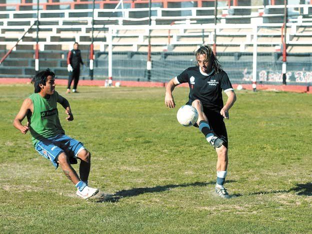 Maipú realizaría tres cambios para enfrentar a Rivadavia de Lincoln