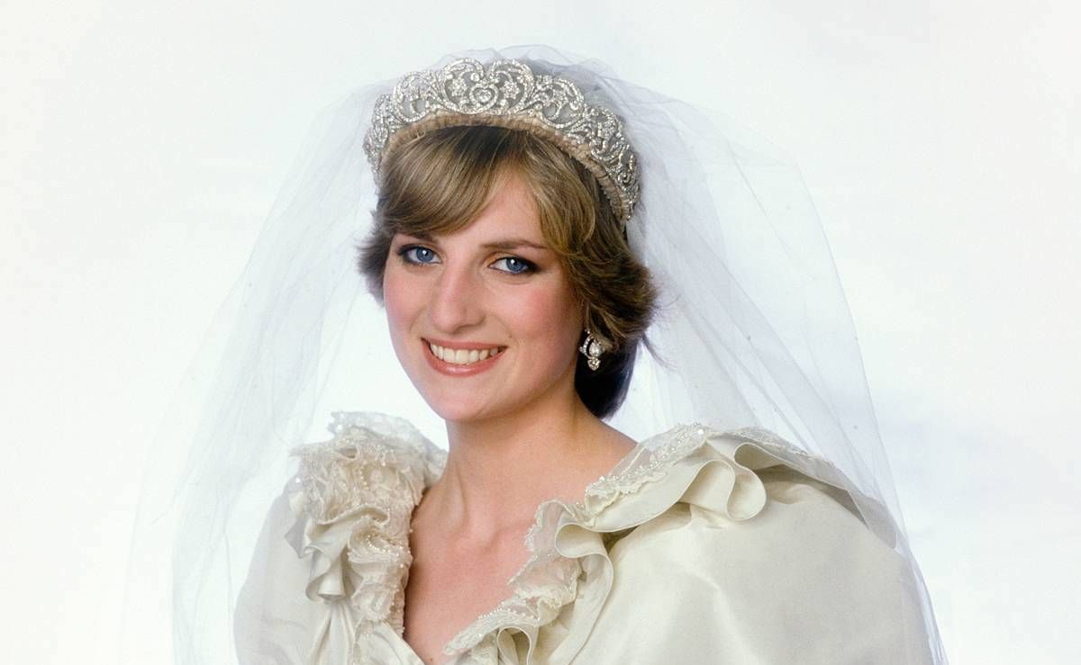 Lady Di con la tiara Spencer. Lady Di con la tiara Spencer.
