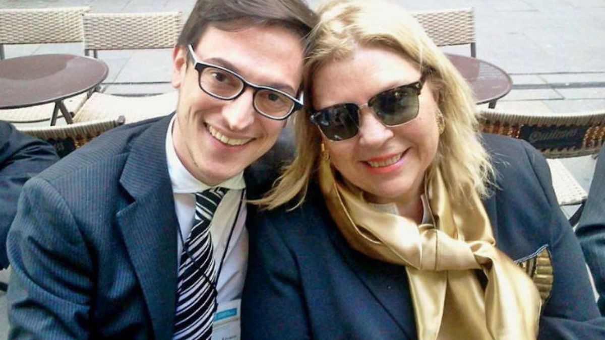 Zicarelli supo estar cerca de Cambiemos y de algunos de sus referentes. Incluso llama a sumar a