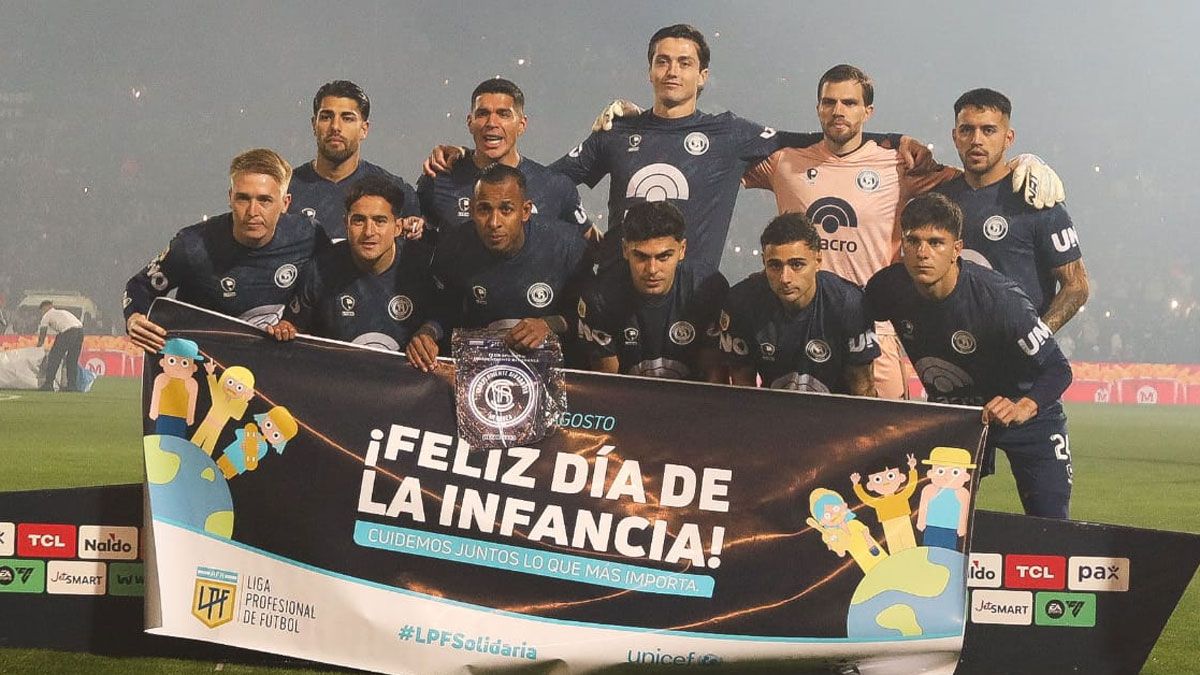 Independiente Rivadavia no puso con Boca en el Malvinas. Foto: Cristian Lozano (Diario UNO).