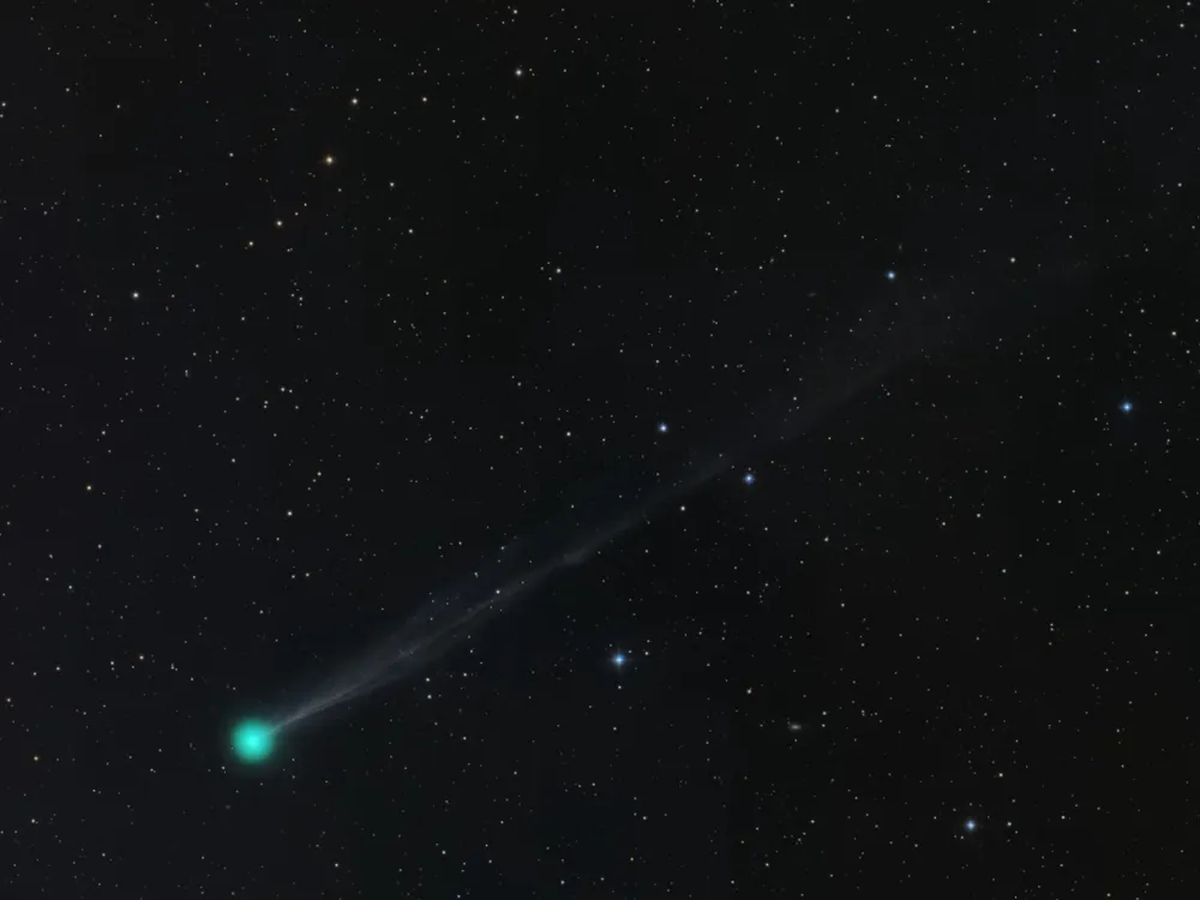 El descubrimiento fue celebrado por los seguidores de la astronomía de todo el mundo. El descubrimiento fue celebrado por los seguidores de la astronomía de todo el mundo.