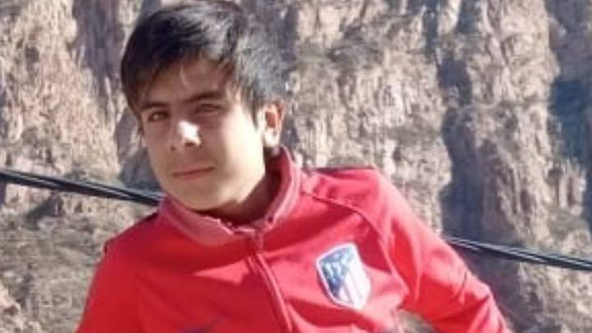 Aarón necesita una cirugía urgente en su ojo. La familia pide ayuda.