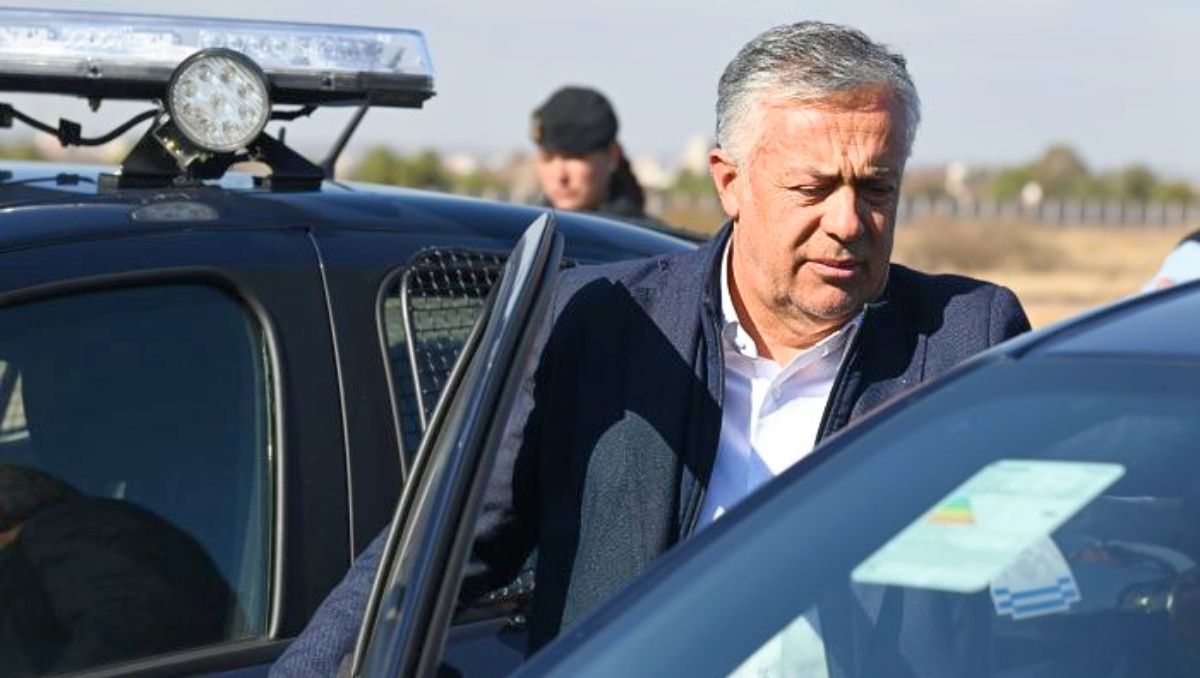 Alfredo Cornejo. Finalmente el gobernador selló el acuerdo con La Libertad Avanza.