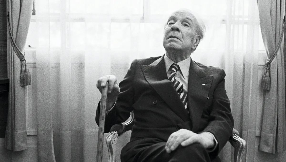 Qué beneficios obtiene el cerebro después de leer a Jorge Luis Borges