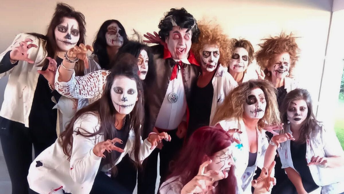 Mario muy bien rodeado en la celebración del año pasado. Mario muy bien rodeado en la celebración del año pasado.