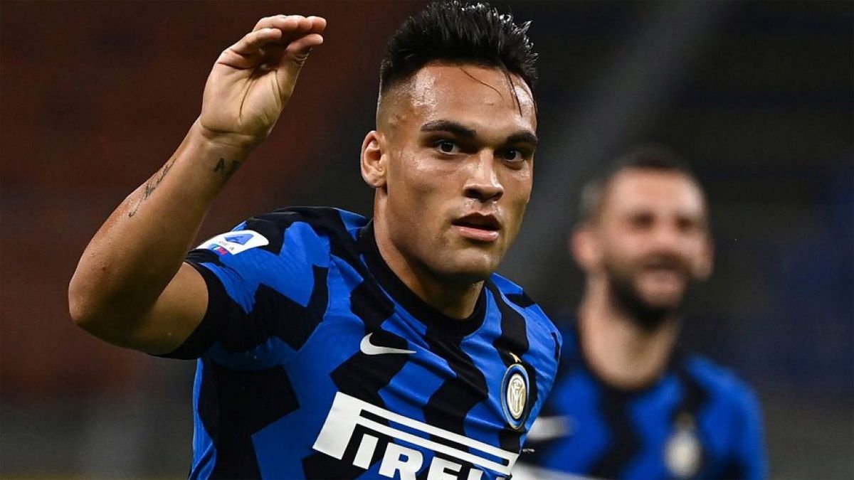 Lautaro Martínez y el Inter promocionaron la nueva camiseta
