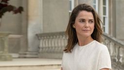 Keri Russell arrasa con su papel protagónico en la serie de Netflix.
