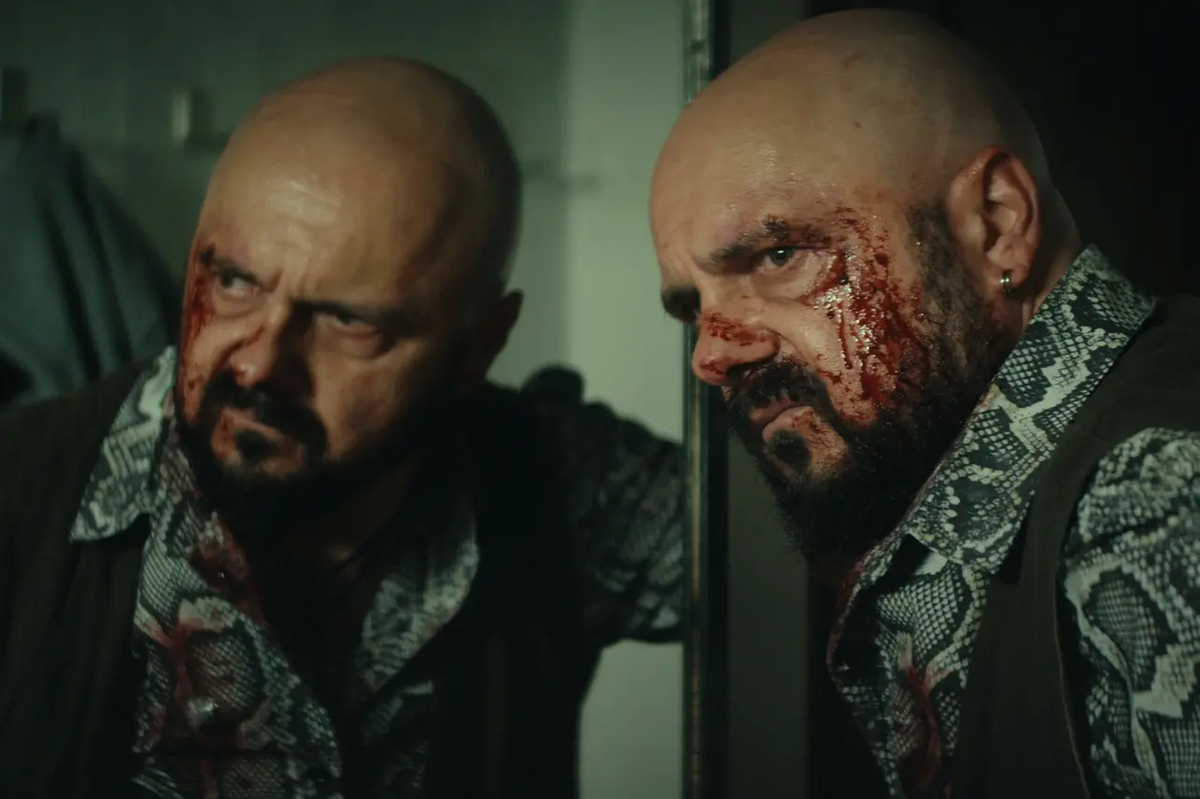 El relato de esta serie de Netflix se centra en un reconocido libro europeo. El relato de esta serie de Netflix se centra en un reconocido libro europeo.