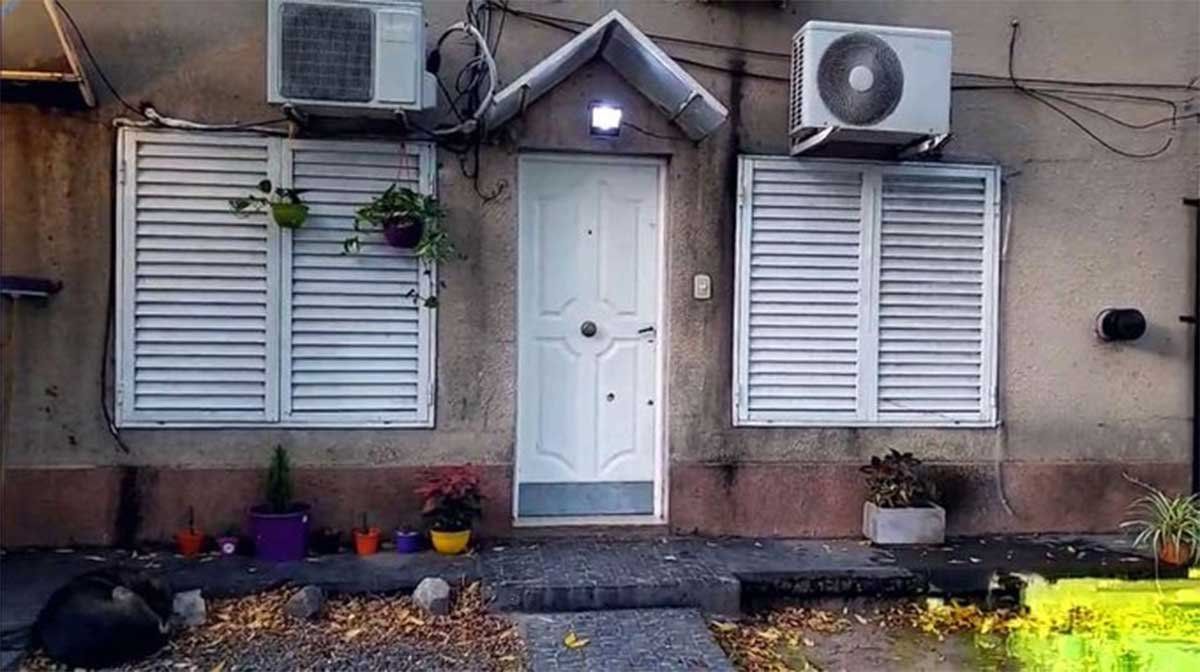 La nena de 6 años resultó herida en uno de sus hombros cuando estaba en su casa de la localidad bonaerense de Hurlingham la cual recibió varios disparos.