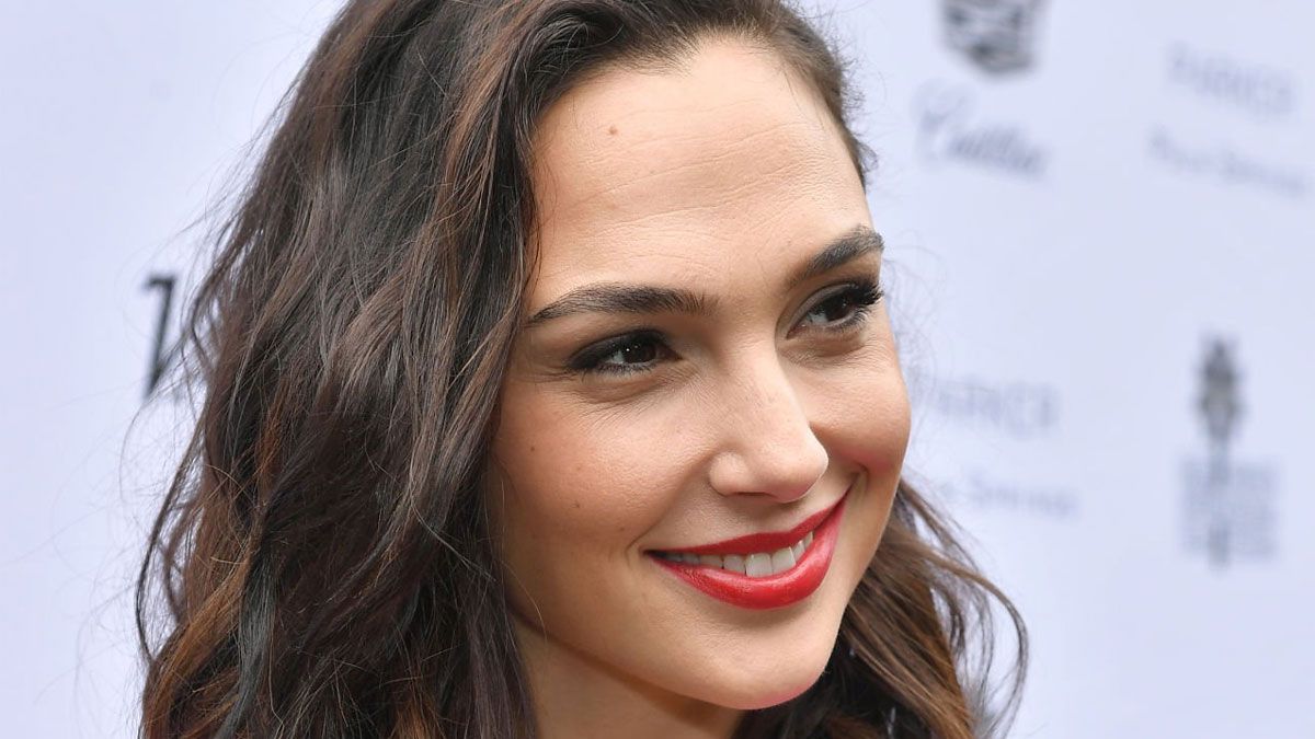 La actriz Gal Gadot interpreta a Rachel Stone en la película de Netflix.