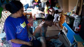 El aumento de las personas sin hogar en Hawaii desafía su imagen de paraíso