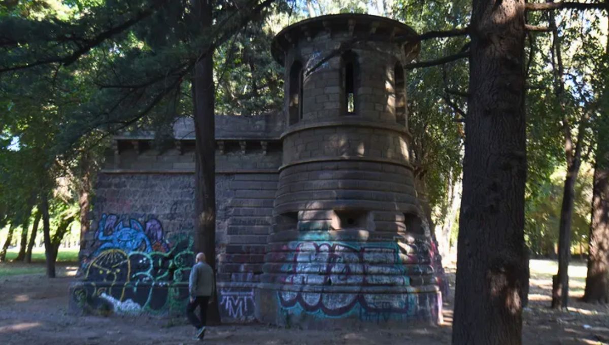 La construcción secreta del Parque San Martín que casi redefine Mendoza se oculta entre árboles y misterio. Fuente: MDZ diario