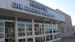 En el Hospital Ramón Carrillo, de Las Heras, se desempeñaba el médico Mariano Olmedo, que fue cesanteado por denuncias de violencia de género ejercidas hacia sus compañeras de trabajo. 