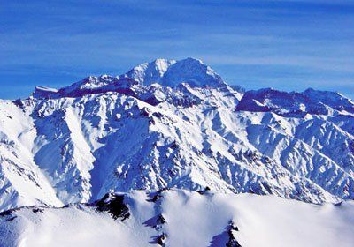 El diputado mendocino Martín Aveiro criticó la posible sanción de la ley de Glaciares. El diputado mendocino Martín Aveiro criticó la posible sanción de la ley de Glaciares.