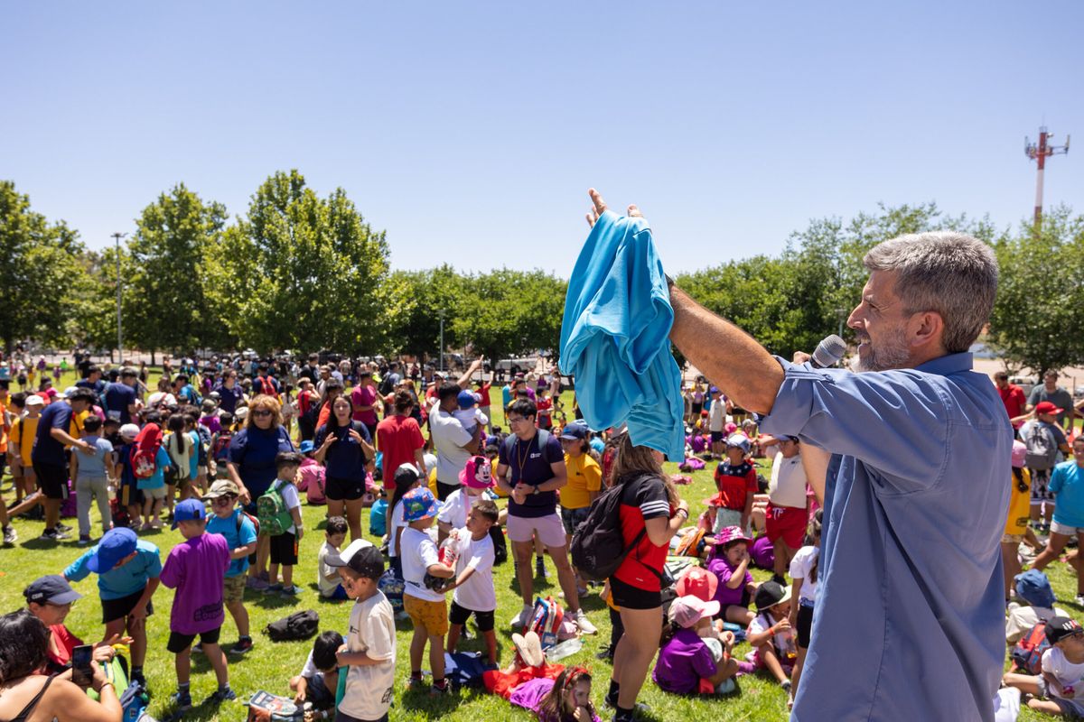 El intendente Ulpiano Suarez abrió la temporada de las escuelas de verano en Ciudad.