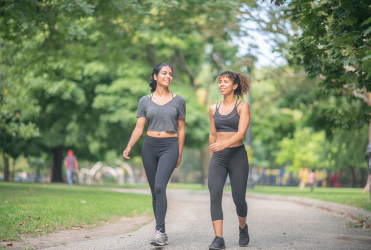 Beneficio de salir a caminar. Beneficio de salir a caminar.