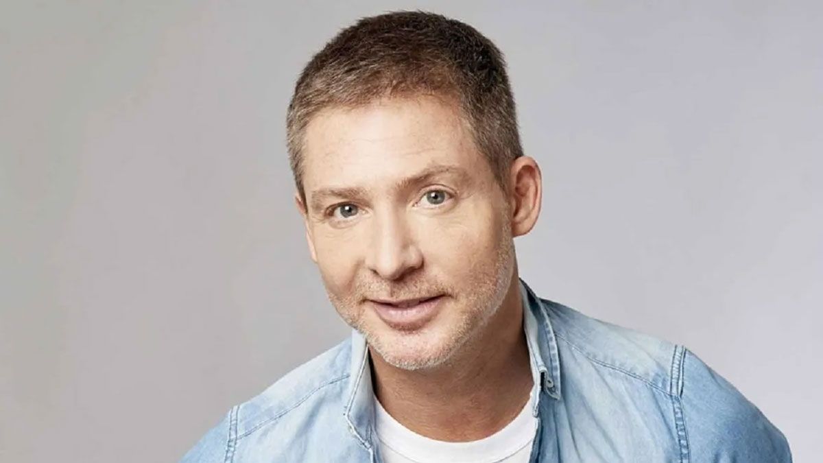 Adrián Suar, un abonado a interpretar comedias, brilla con su papel en Corazón locol, película de Netflix.