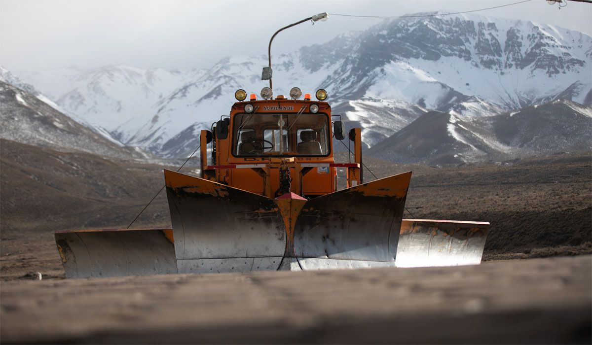 El Gobierno inició un Operativo Nieve en la ruta que va a Las Leñas.