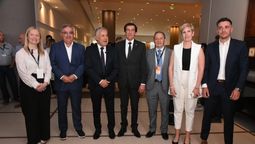 La vicegobernadora Hebe Casado junto al gobernador Raúl Jalil (Catamarca), el gobernador Alfredo Cornejo, con su par de Jujuy, Carlos Sadir. Además, estuvo presente el intendente de Malargüe Celso Jaque, la ministra Jimena Latorre y Marcos Calvente, intendente de Guaymallén.&nbsp;