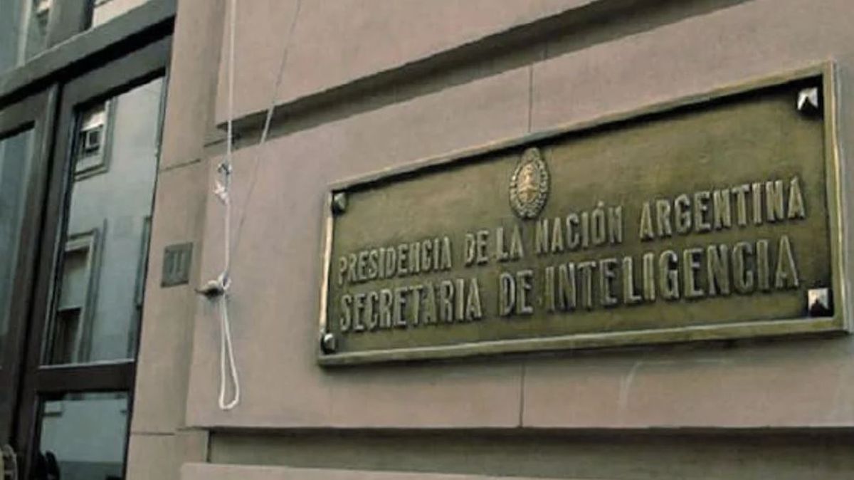 Mayores atribuciones a la SIDE: más de 20 organizaciones pidieron que el Congreso derogue el decreto