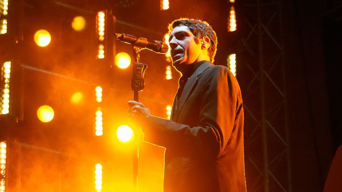 Julián Kartun, un frontman con todas las letras. Julián Kartun, un frontman con todas las letras. 