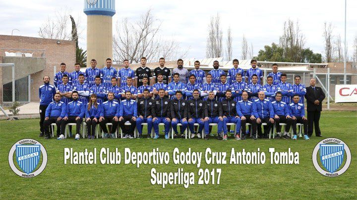¡Hay equipo! El Tomba presentó al plantel para la Superliga