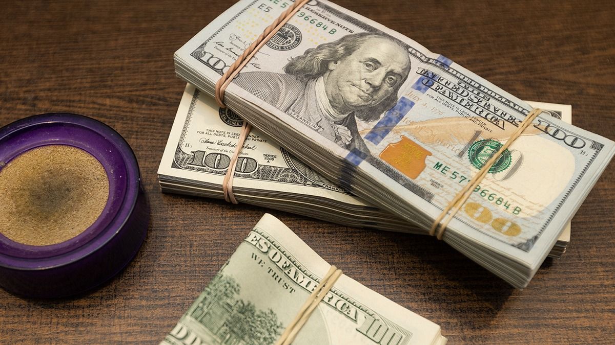 El dólar blue hoy en Mendoza se vendió a $1.153 en las cuevas del microcentro.