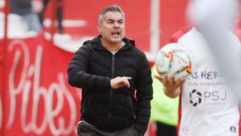 Sergio Toti Arias dejó de ser el entrenador de Huracán Las Heras