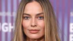 La actriz Margot Robbie interpreta a la patinadora Tonya Harding en la película de Netflix.