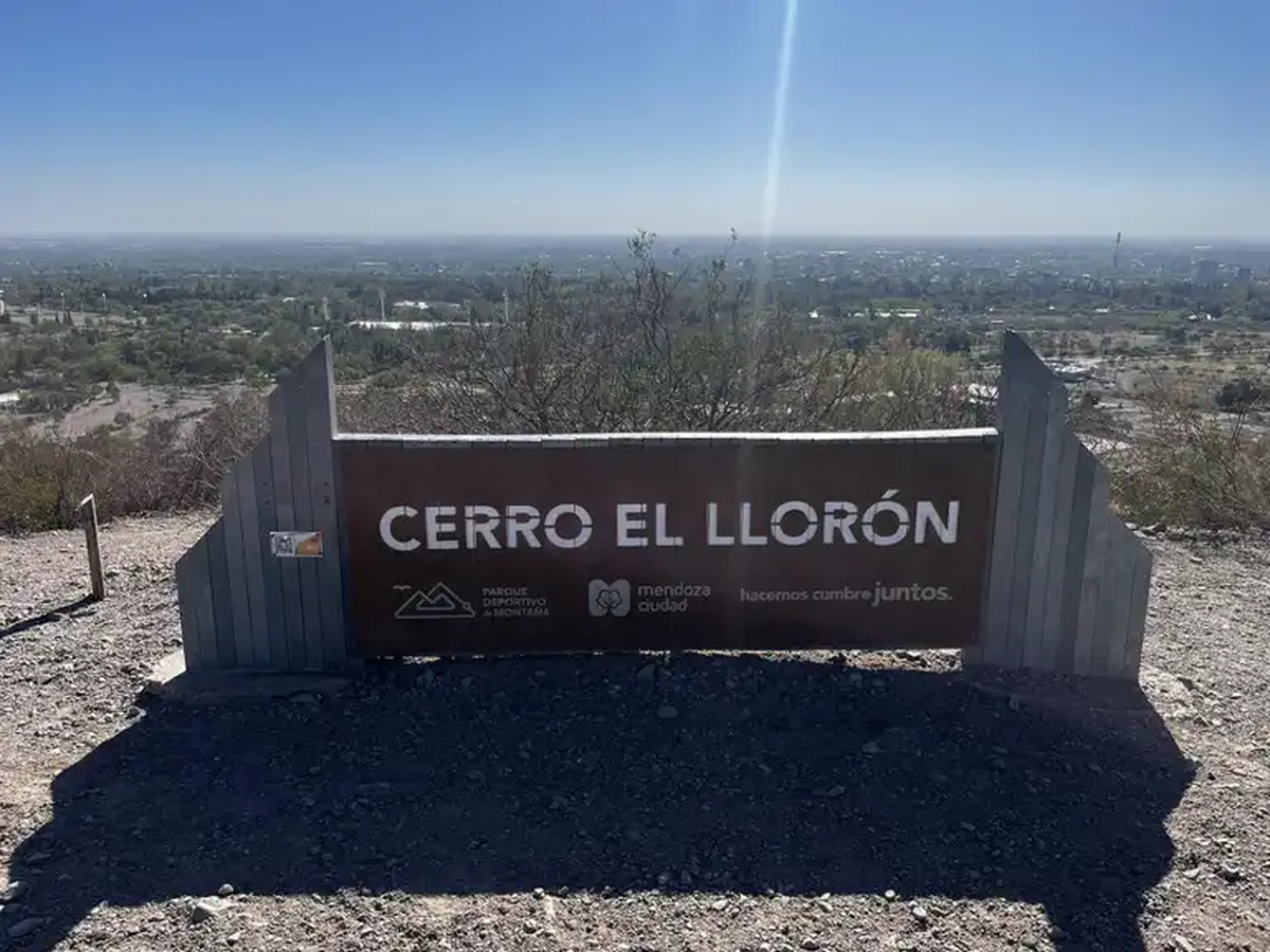Este cerro pasa desapercibido para muchos mendocinos. Este cerro pasa desapercibido para muchos mendocinos. 