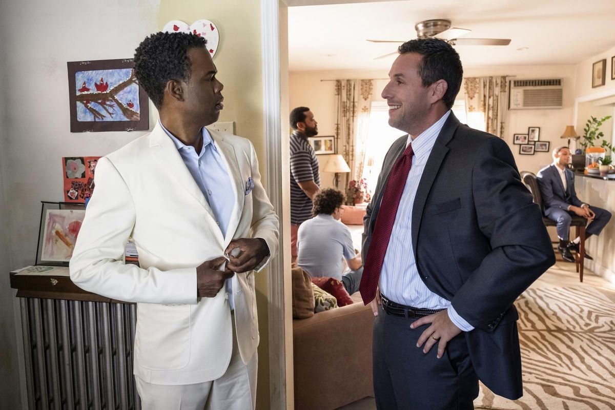 Kenny (Adam Sandler) y su futuro consuegro.