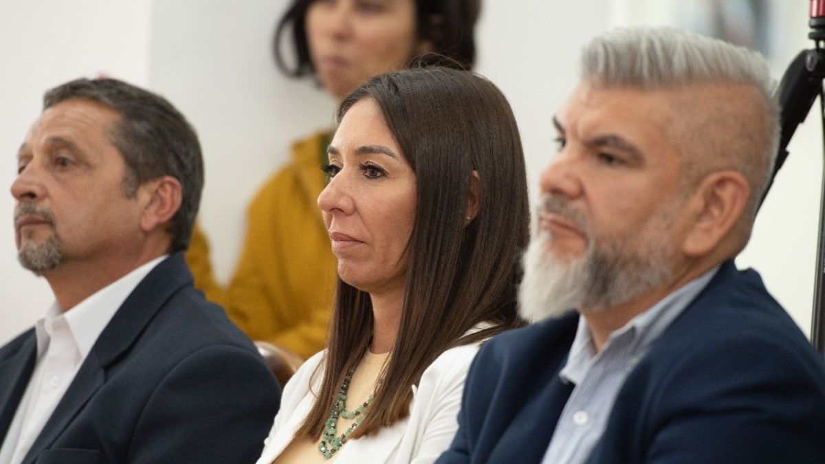 Los funcionarios del Los funcionarios del