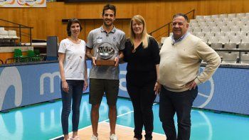 Doble sorpresa para Nicolás Laprovittola, en España