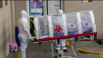Un hombre infectado quiso quitarse la vida, fue rescatado y murió a las pocas horas por coronavirus