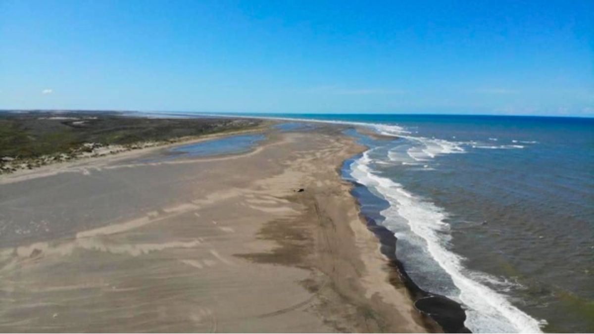 El pueblo con playa pero sólo 25 habitantes. El pueblo con playa pero sólo 25 habitantes.