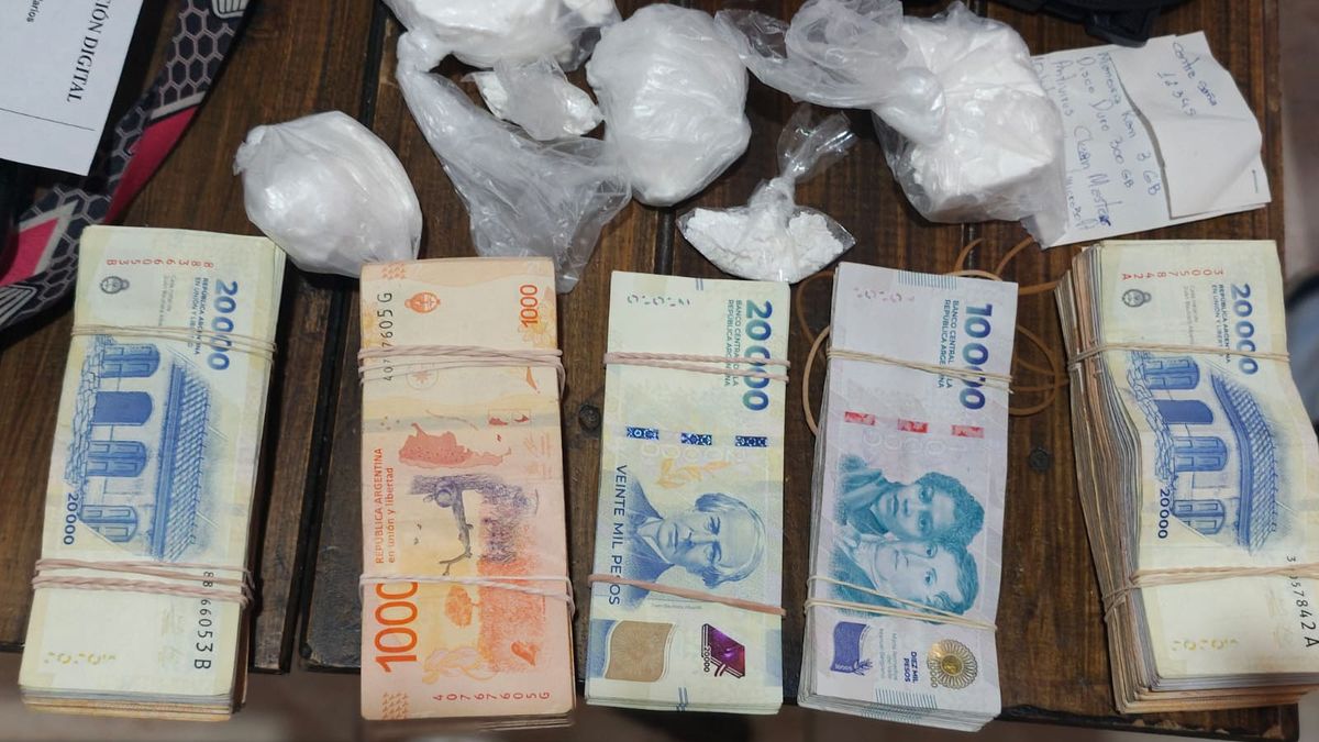 Los allanamientos por narcotráfico en Mendoza fueron ordenados por la Justicia Federal. Los allanamientos por narcotráfico en Mendoza fueron ordenados por la Justicia Federal.