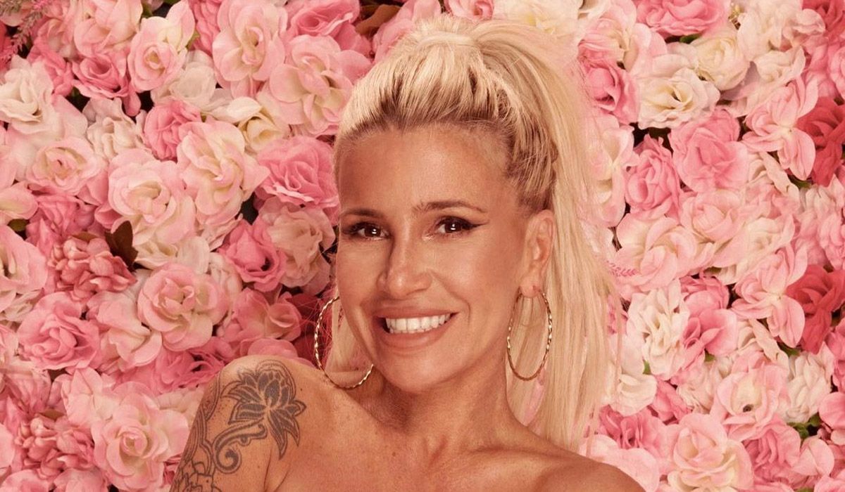 Florencia Peña metió topless ¡y no alcanzó a tapar todo!