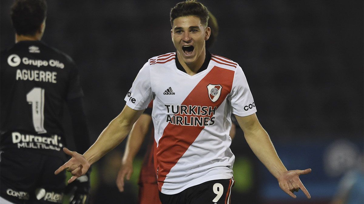 River vs. Arsenal: hora, TV y probables formaciones