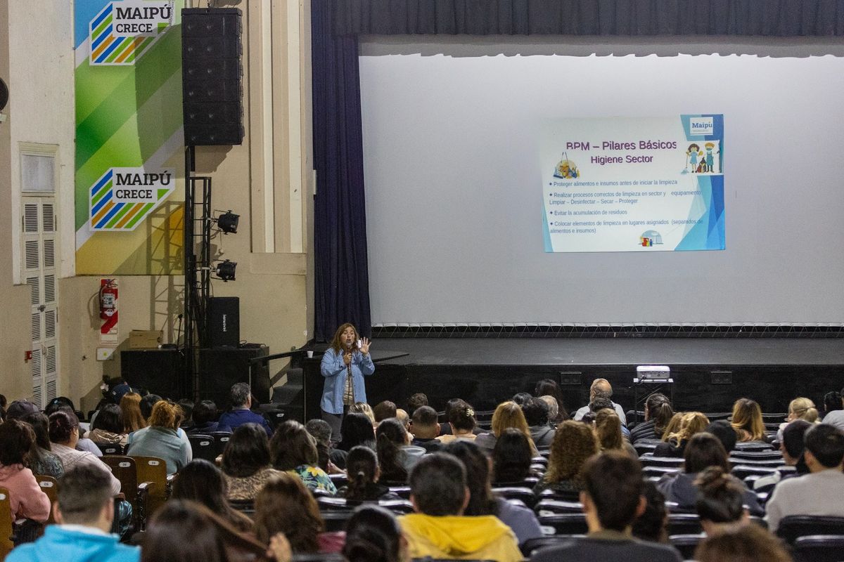 Maipú consolida su curso de manipulación de alimentos en todo el departamento