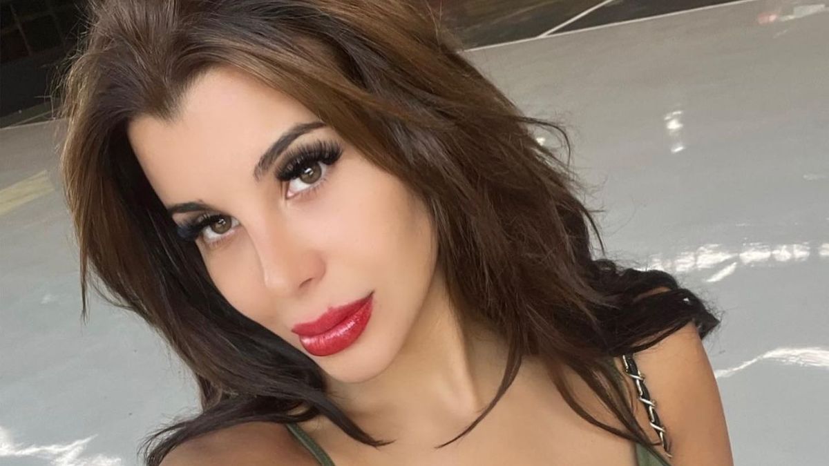 Le sacaron fotos a Charlotte Caniggia en la playa al natural y explotó todo