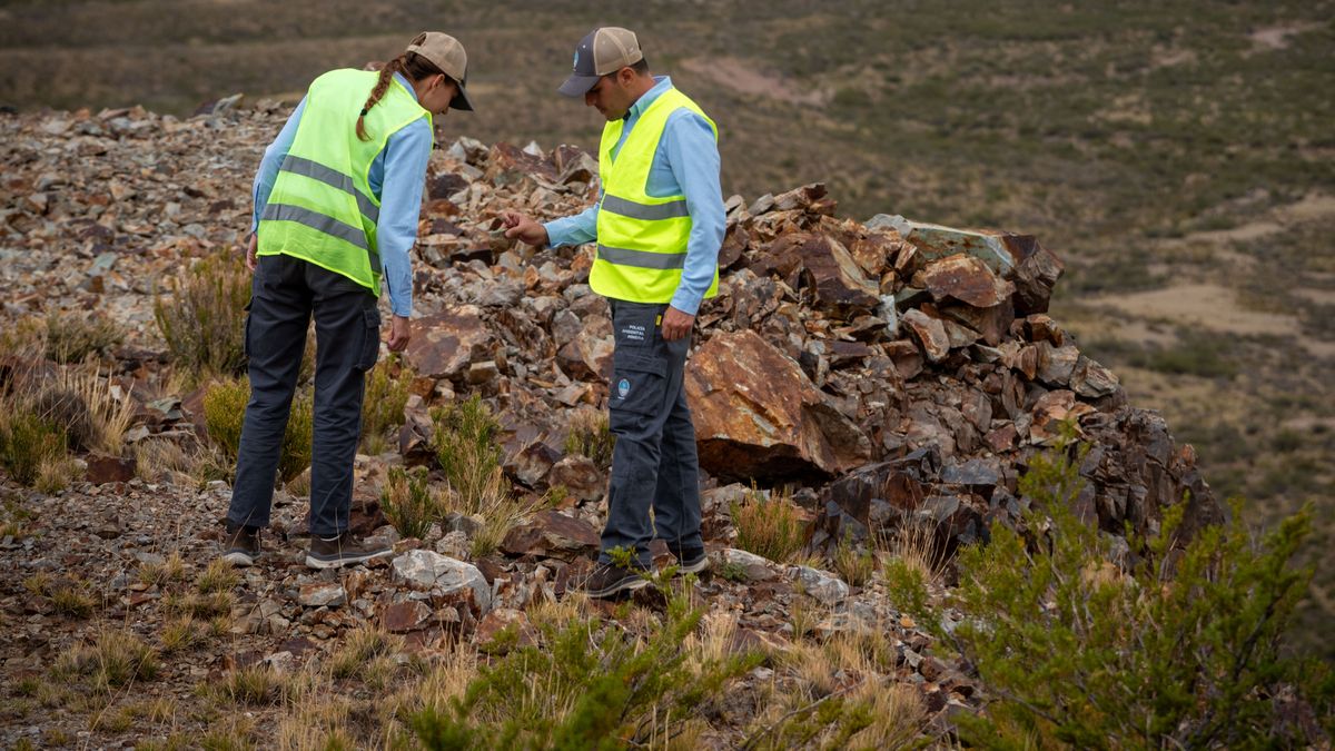 La Policía Ambiental Minera hizo inspecciones en San Jorge antesde que la Dirección de Minería resolviera el inicio de la evaluación de suinforme de impacto ambiental.