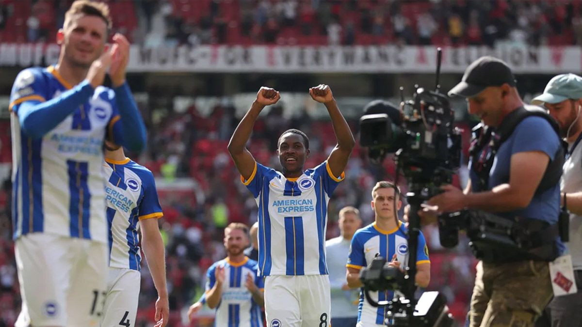 Enock Mwepu es compañero del argentino Alexis Mac Allister en el Brighton de la Premier League.