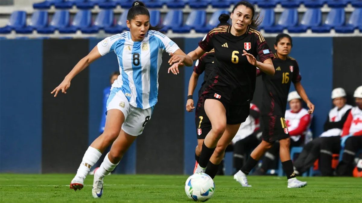 La Selección argentina venció a Perú.