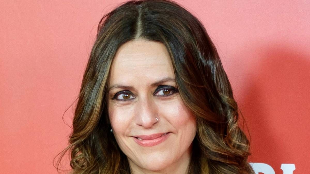 Está en Netflix, tiene 8 episodios y la rompe entre las series españolas