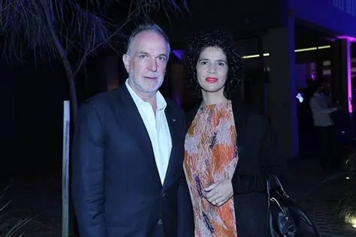 Gerardo Cartellone, parte de la 3era generación familiar, es la cabeza de la empresa dedicada a proyectos de energía. Su hijo Alejandro está al frente del negocio de las construcciones civiles Gerardo Cartellone, parte de la 3era generación familiar, es la cabeza de la empresa dedicada a proyectos de energía. Su hijo Alejandro está al frente del negocio de las construcciones civiles